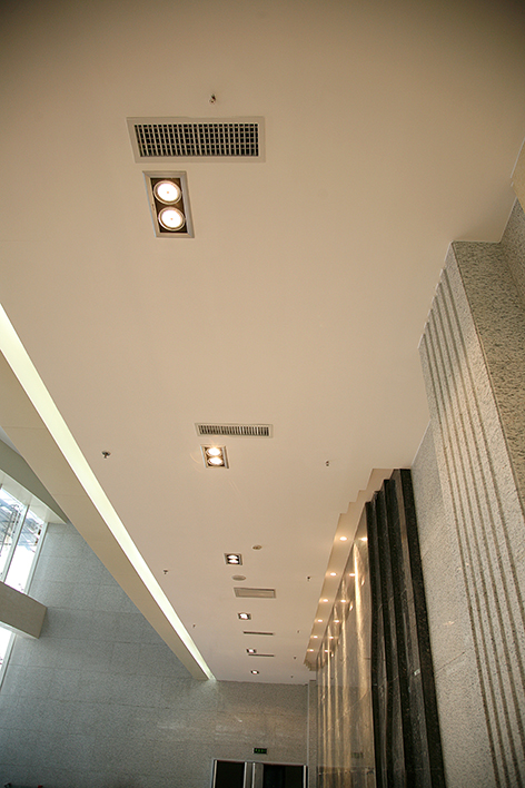 武漢理工大學(xué)